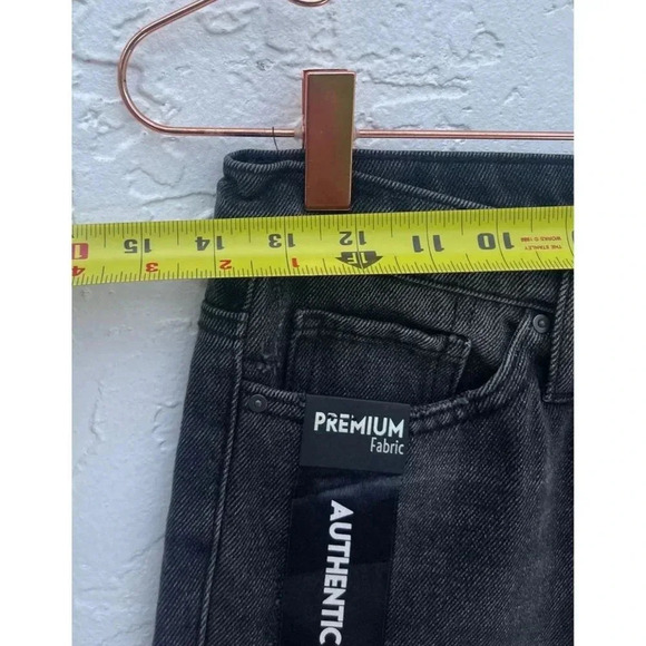 NWT Simply Society Womens Straight Super High Rise Distressed Jeans Black 5/27 - Picture 9 of 13